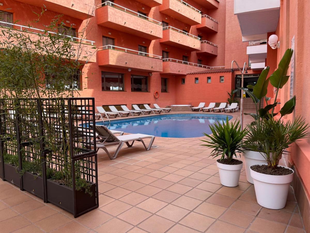 Tossa Beach Center Tossa de Mar Exterior foto