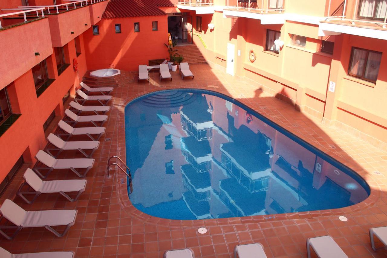 Tossa Beach Center Tossa de Mar Exterior foto